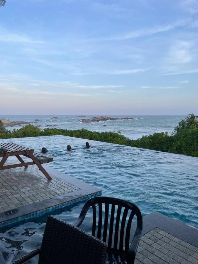 Ocean Cottage Kalametiya Esterno foto