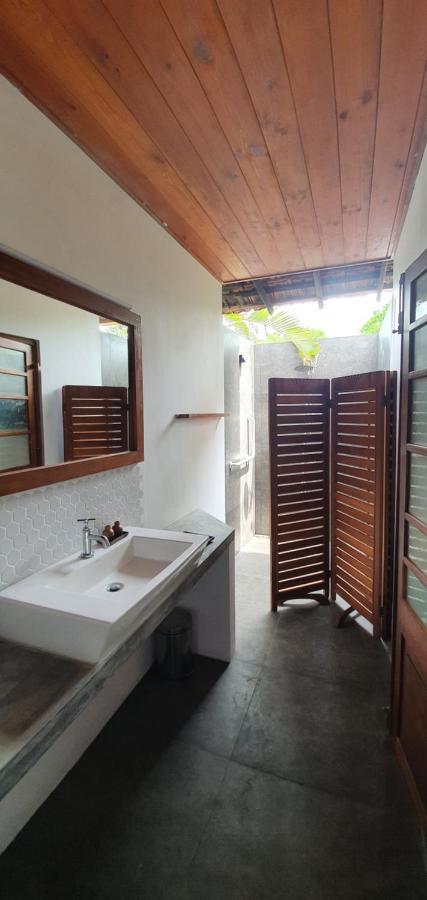 Ocean Cottage Kalametiya Esterno foto
