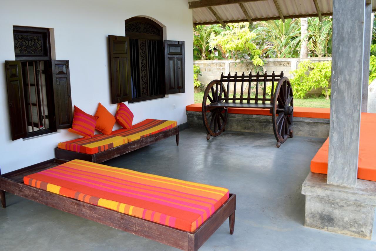 Ocean Cottage Kalametiya Esterno foto